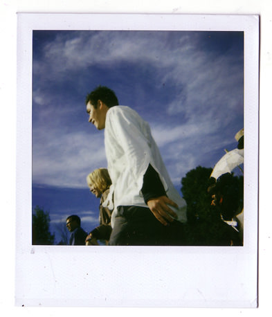 loading polaroid 019