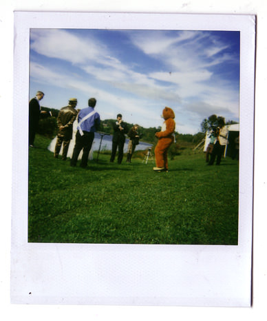 loading polaroid 030