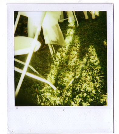 loading polaroid 041