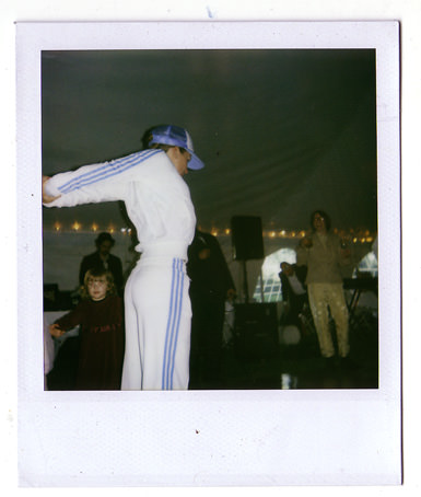 loading polaroid 050