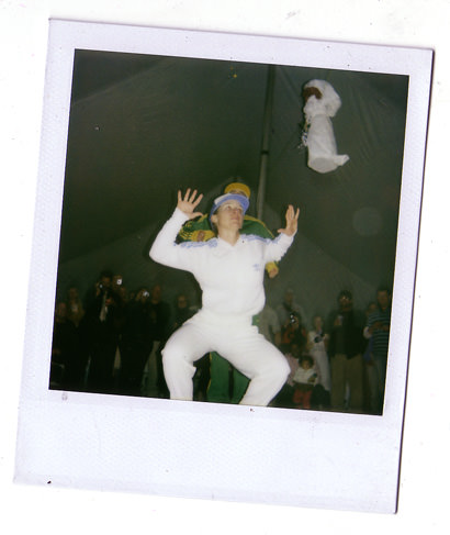 loading polaroid 055